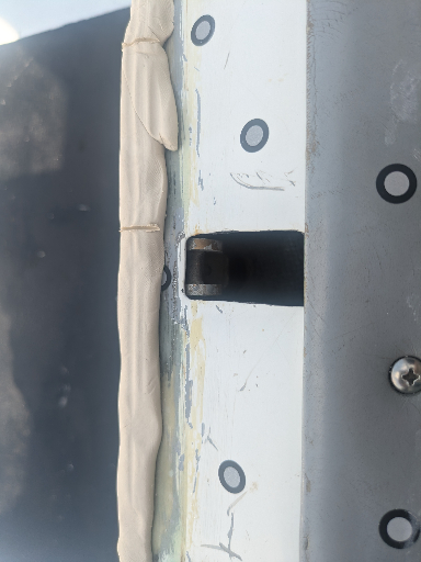 MiddleLatchDoorClosed